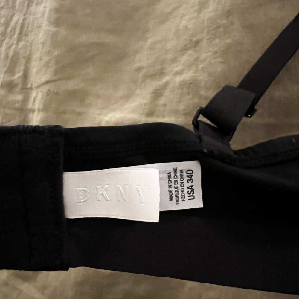 DKNY Custom Lift Push-Up Bra - Picture 4 of 5
